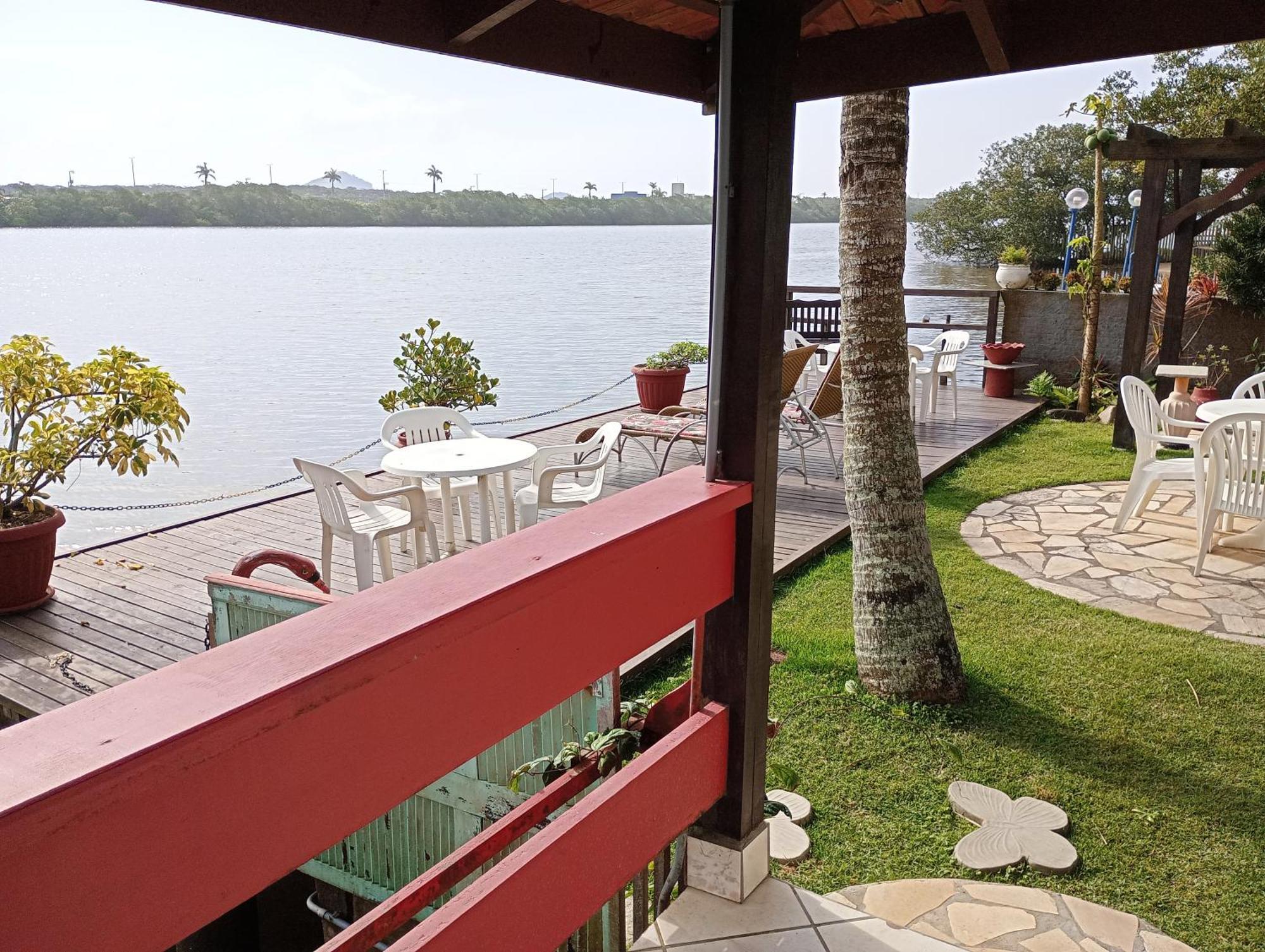 Kanaxue 賓館 Barra Velha (Santa Catarina)